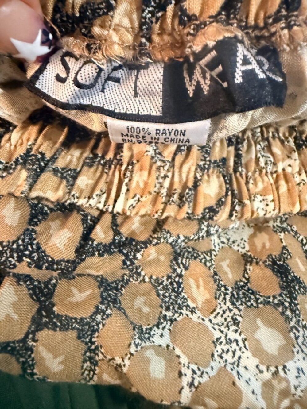 SOFT WEAR Vintage Style Animal Print Shorts 100% Rayon Cheetah Leopard Large NWT - Picture 4 of 9